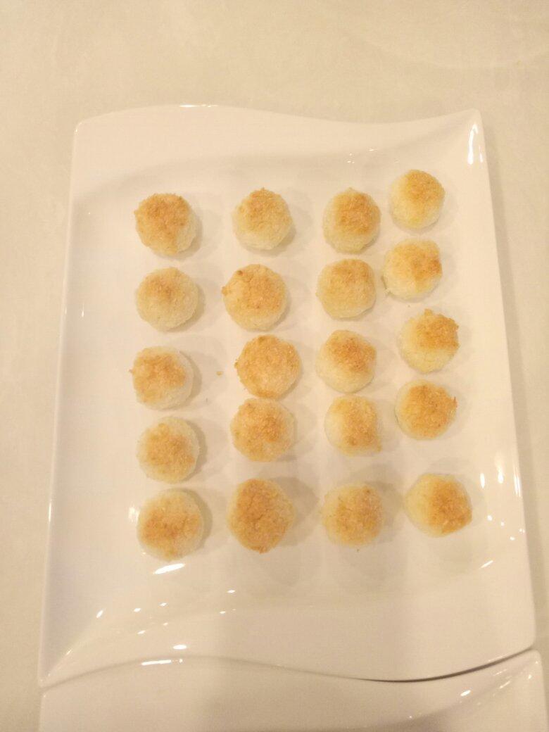 蛋白椰蓉球