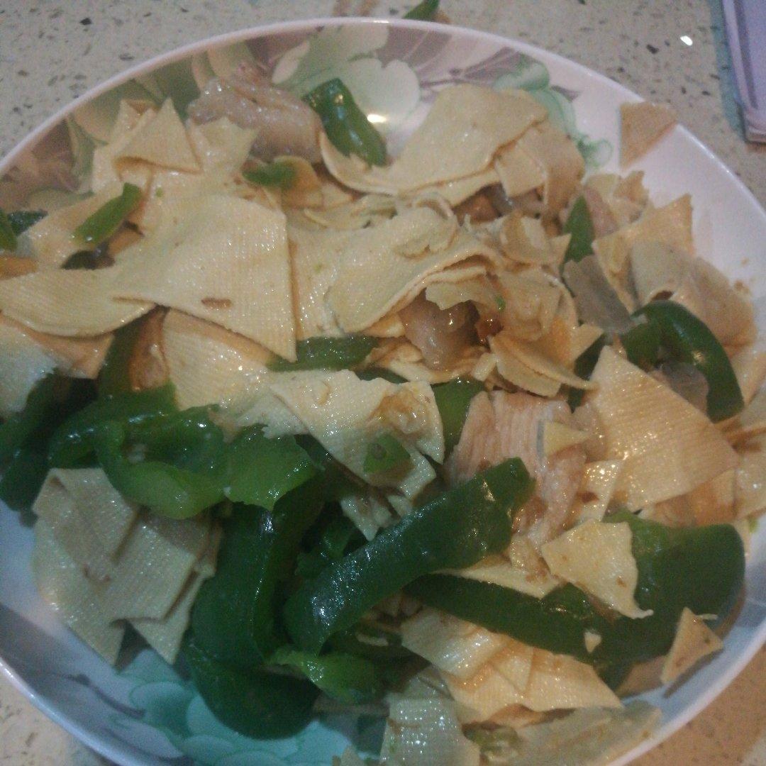 尖椒炒干豆腐