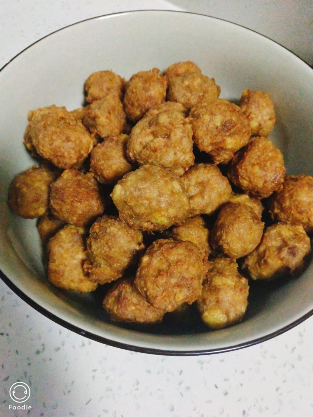 炸丸子