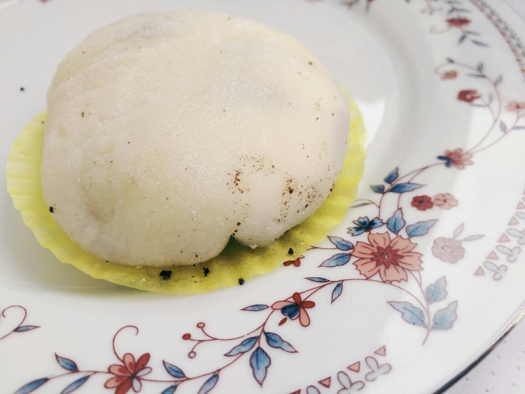 腹黑白胖子——奥利奥雪媚娘