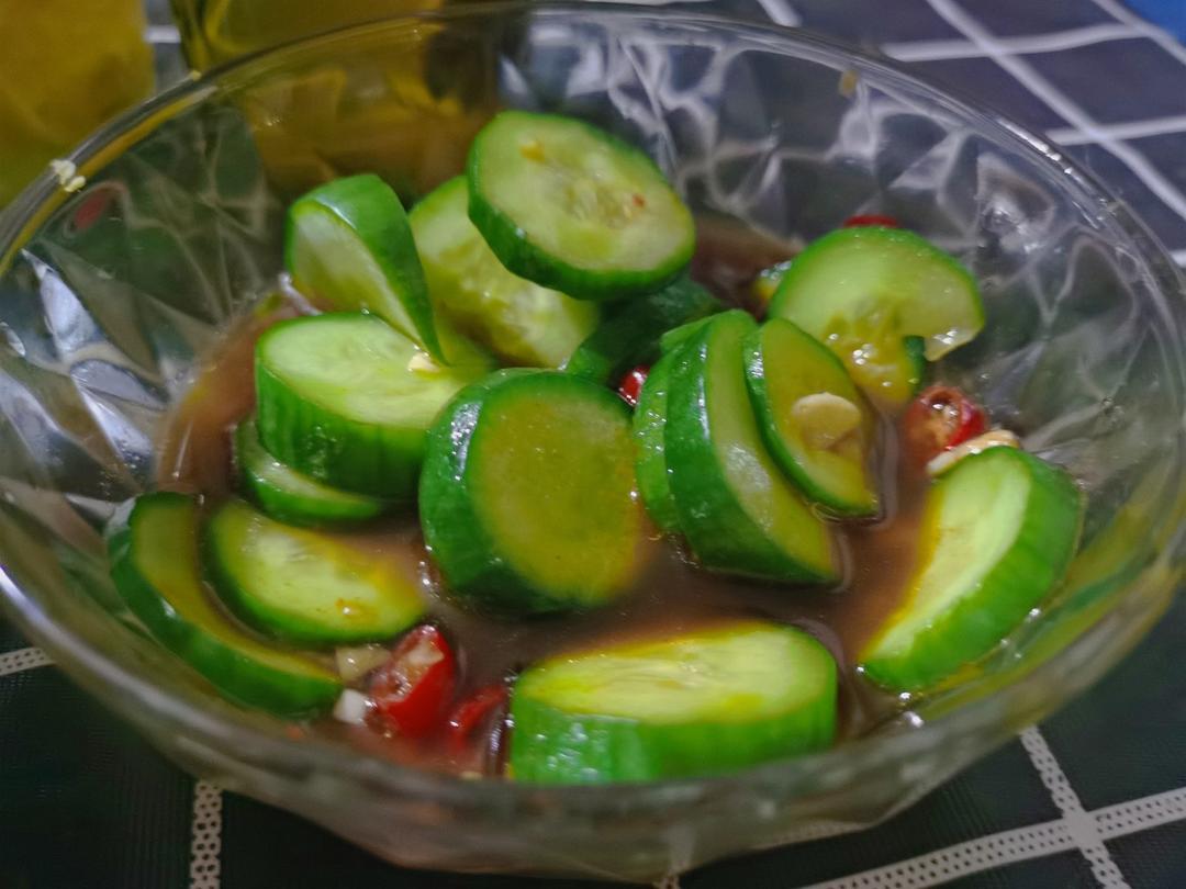 凉拌黄瓜