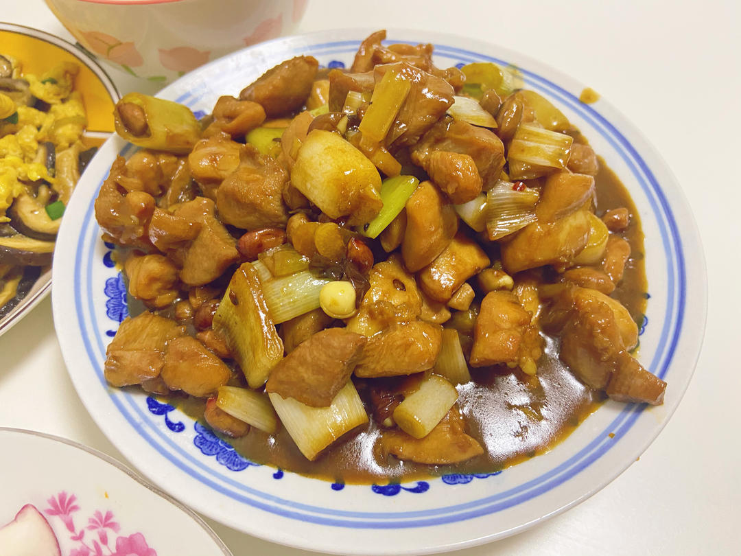 宫保鸡丁！最正宗最讲究的做法！