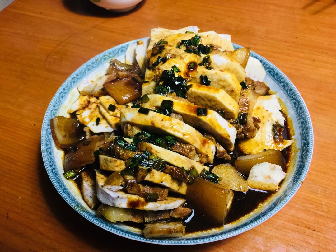 芋头烧肉