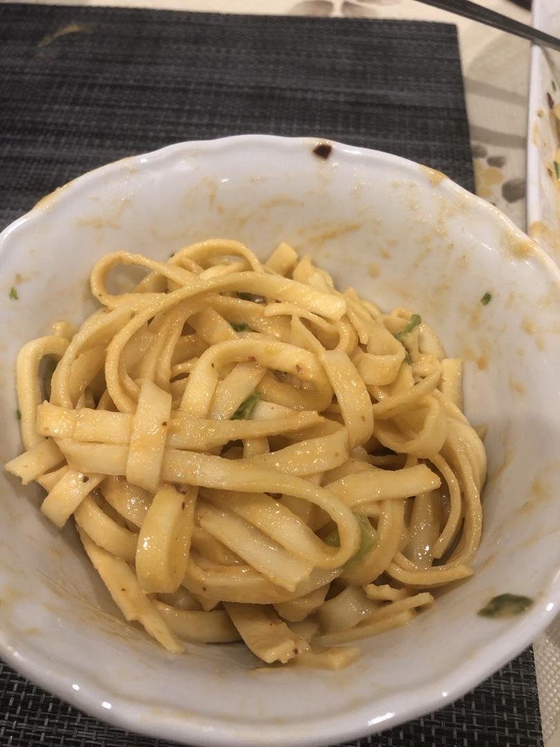 好吃到舔盘的拌面秘方，太销魂了！🍜
