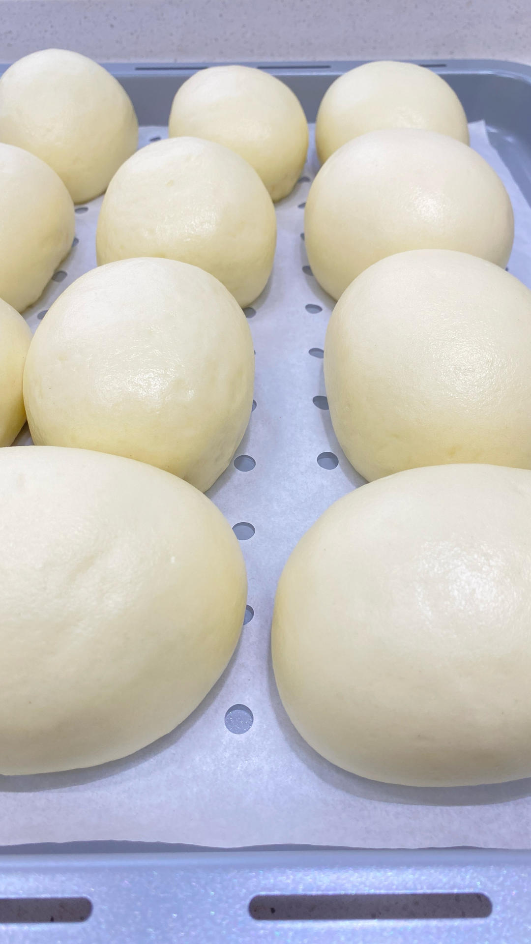 暄软可口的豆沙包