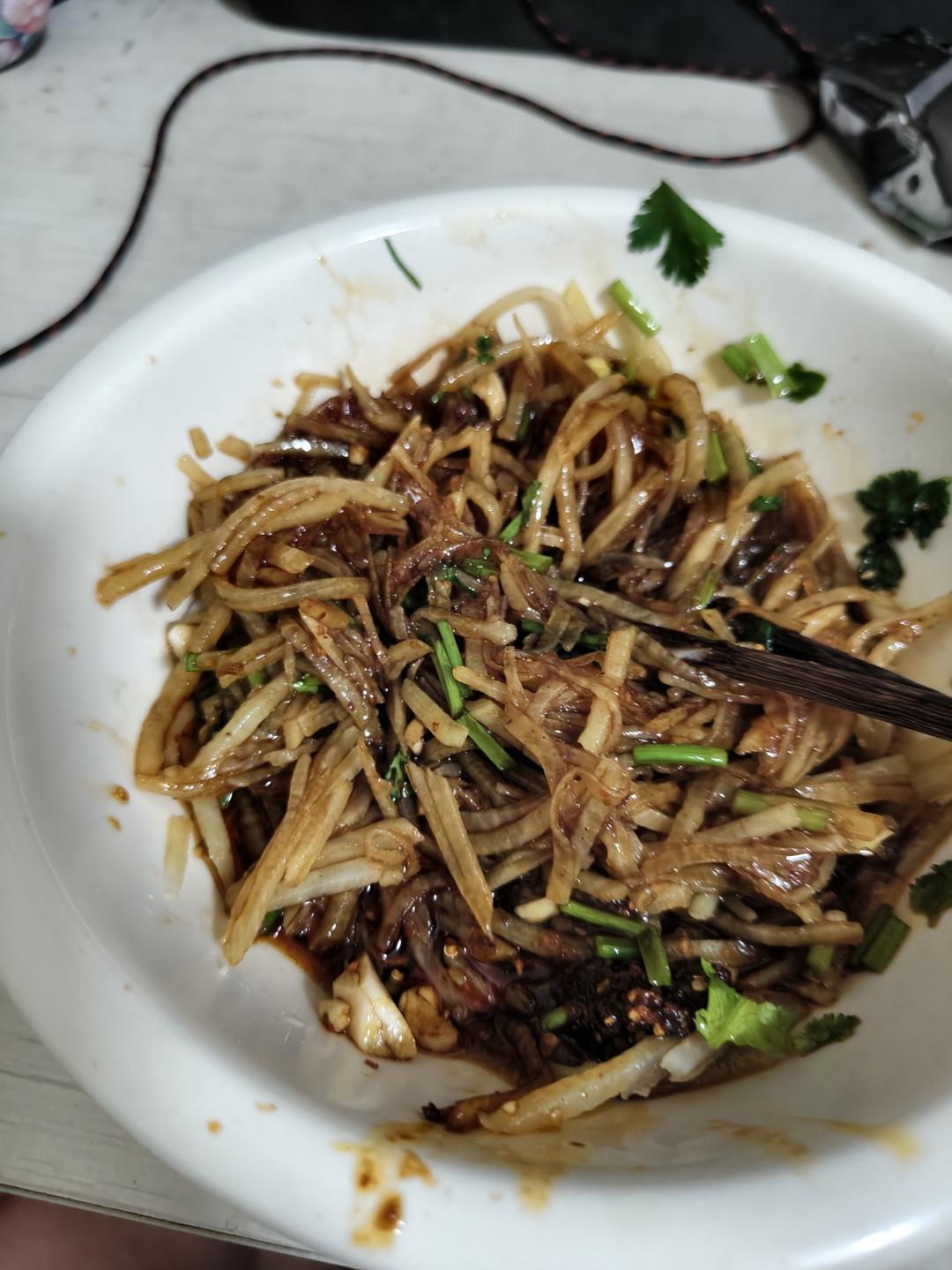 香辣开胃的凉拌土豆丝