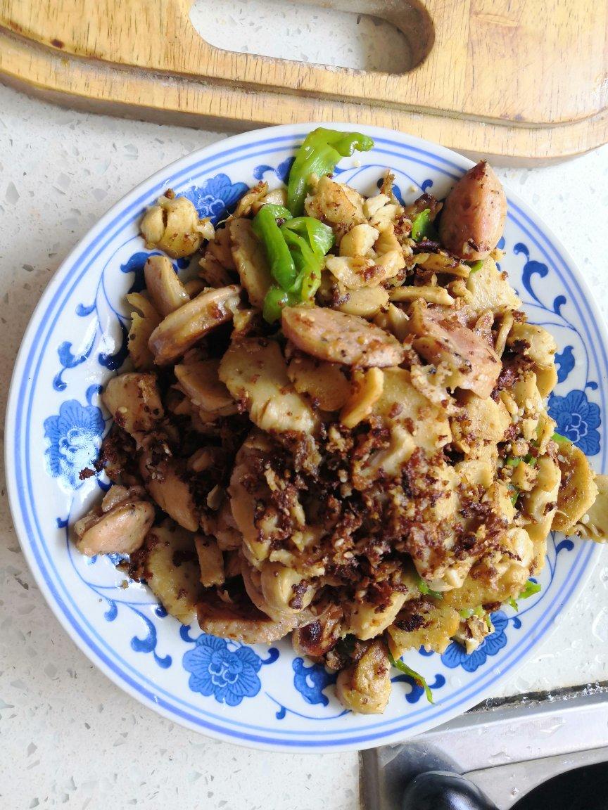 手把手教做孜然炒面筋（百吃不厌）动图图解