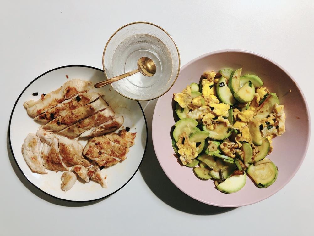 香煎嫩滑鸡胸肉