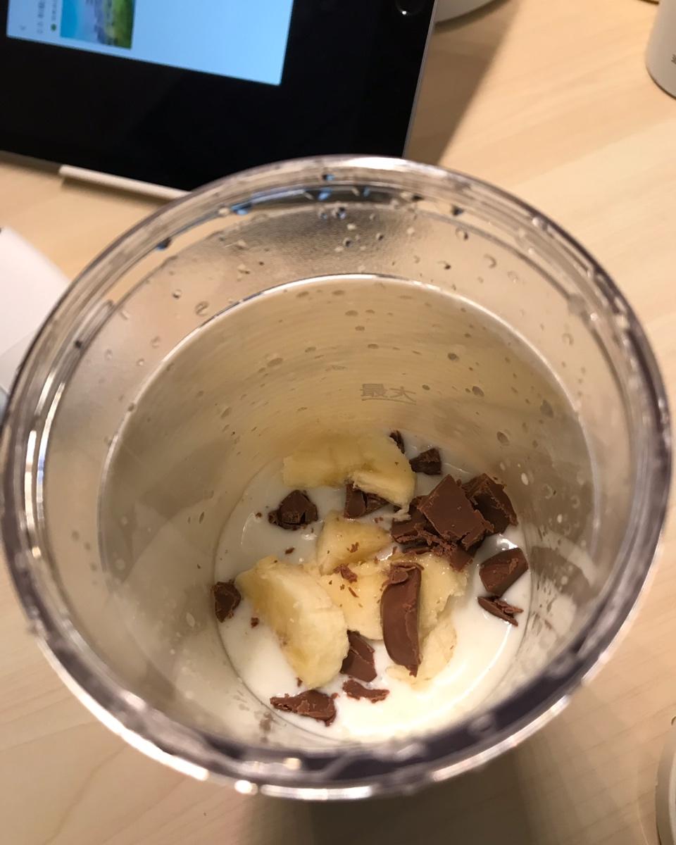 香蕉巧克力奶昔（凯伍徳料理棒）