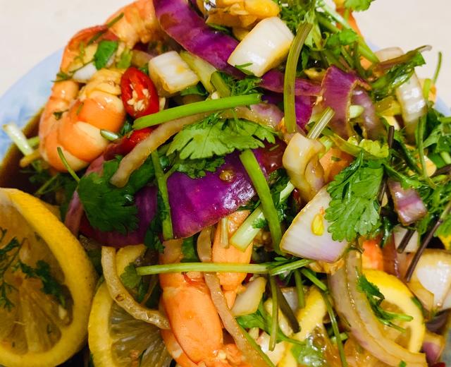 凉拌柠檬虾的做法