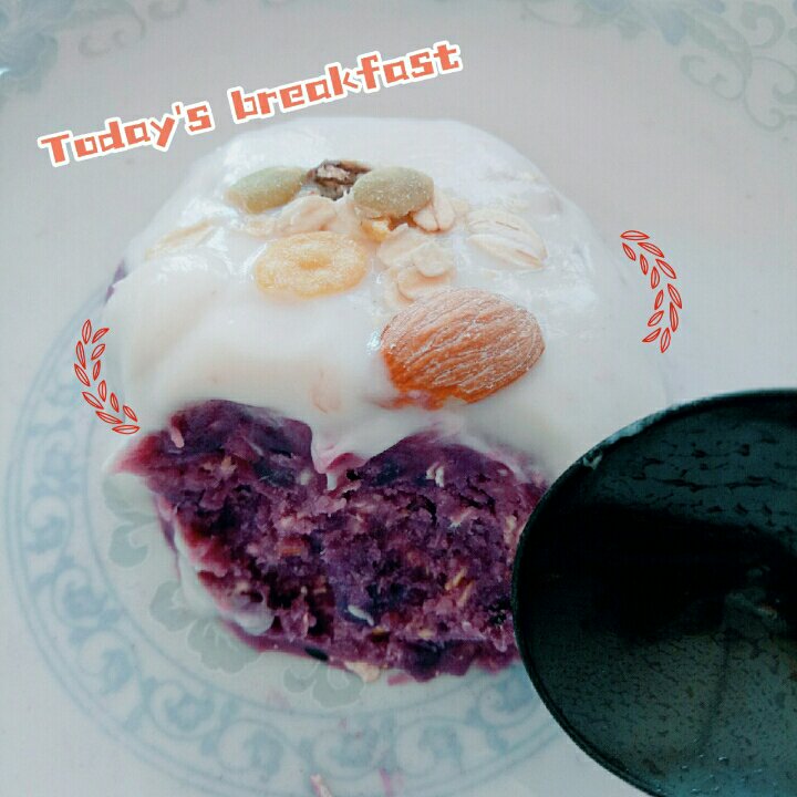 酸奶淋紫薯