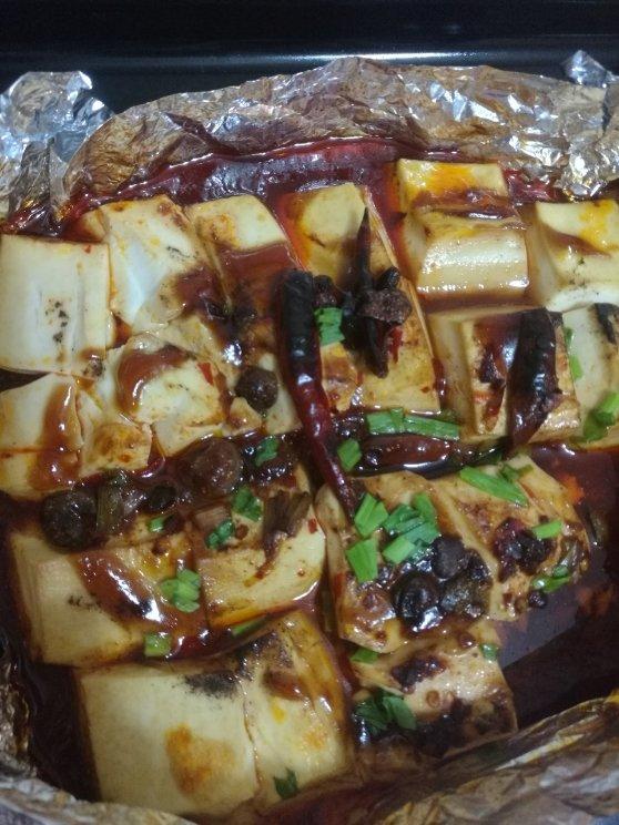 烧烤摊的招牌———锡纸烤豆腐
