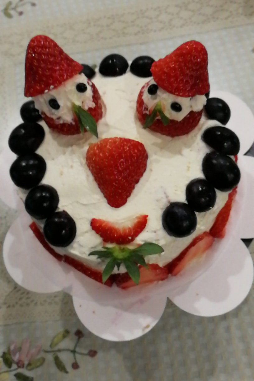 草莓裸蛋糕（6寸生日蛋糕）