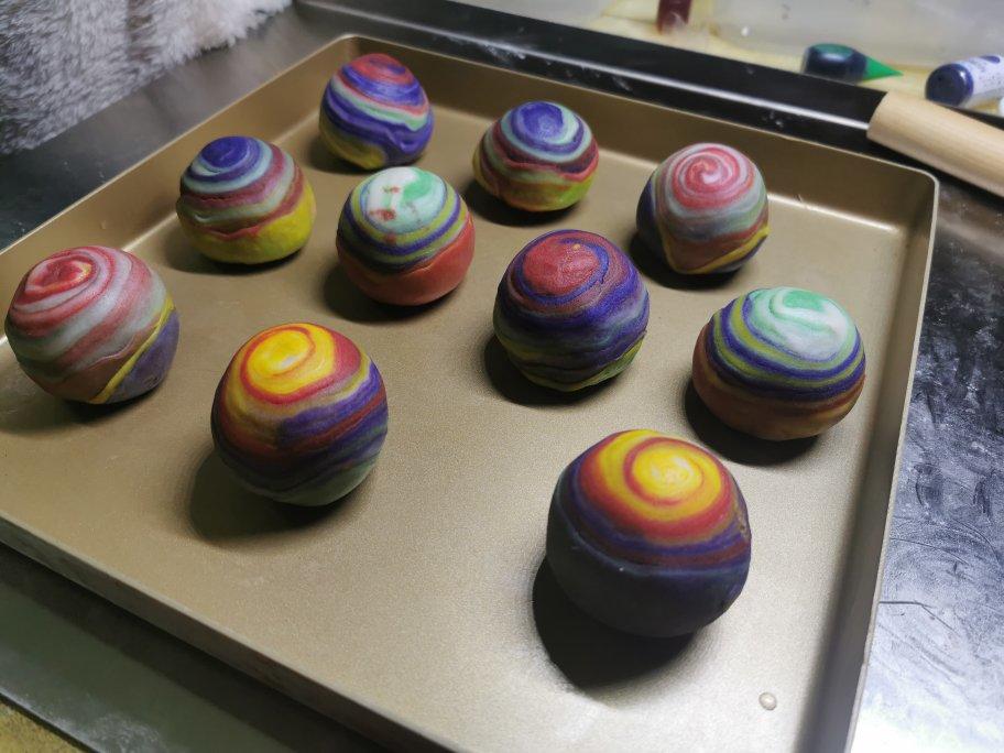 🌈免揉，免松弛，超高颜值小马宝莉彩虹蛋黄酥（含详细操作视频）