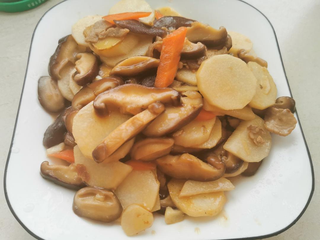 山药炒香菇的做法