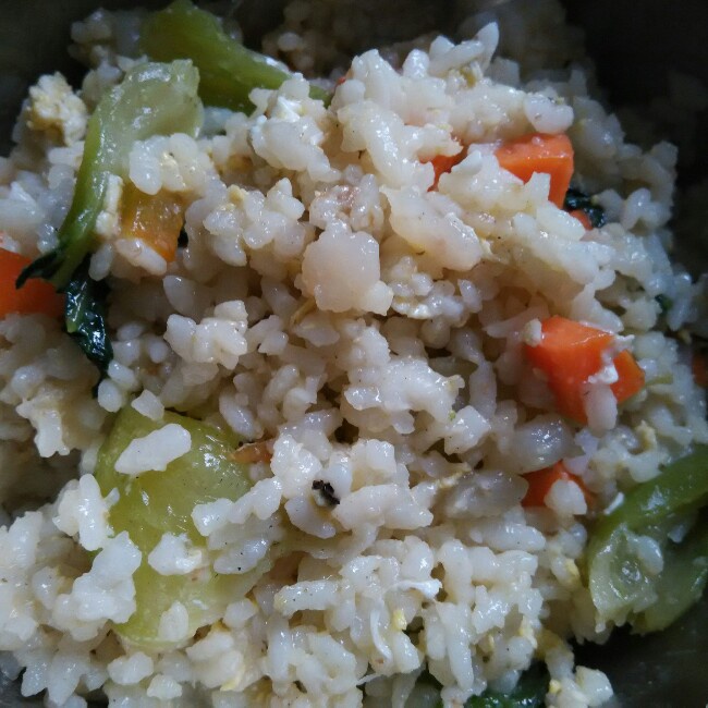 胡萝卜蛋炒饭