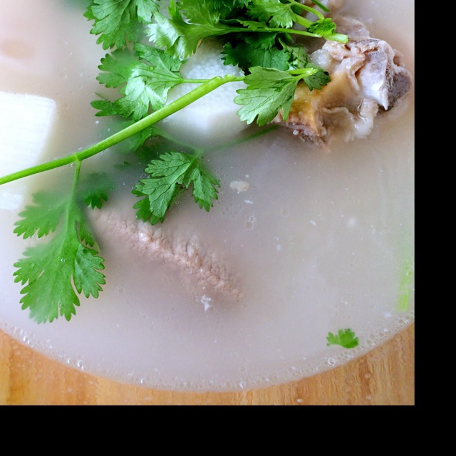 排骨莲藕山药汤