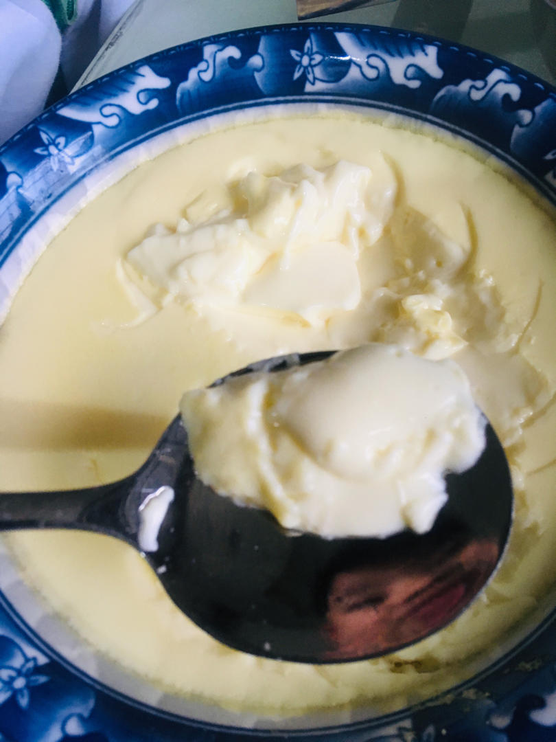 牛奶和鸡蛋天生一对，拌一拌蒸一蒸营养翻倍