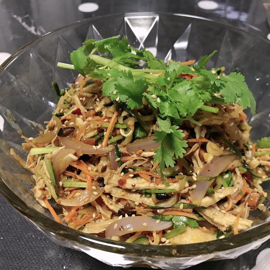凉拌麻辣鸡丝