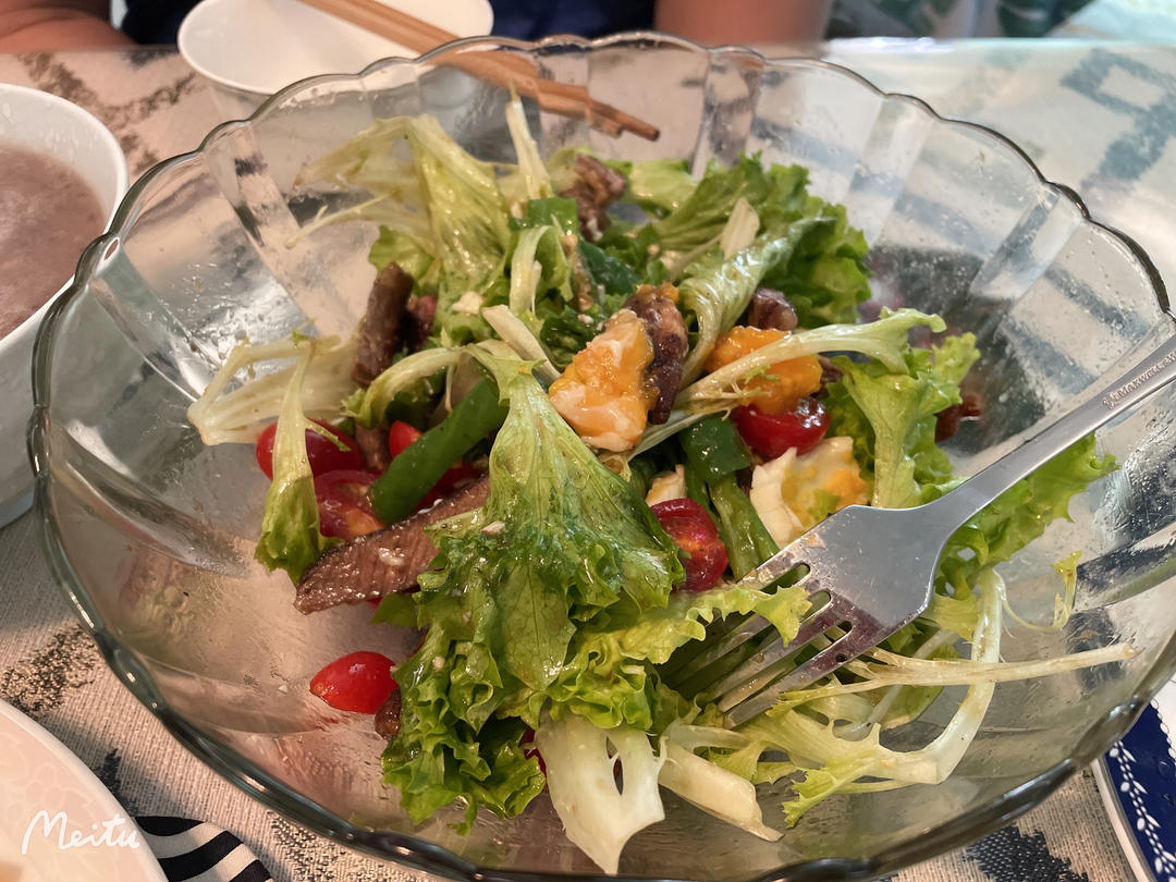 菲力牛排减脂沙拉