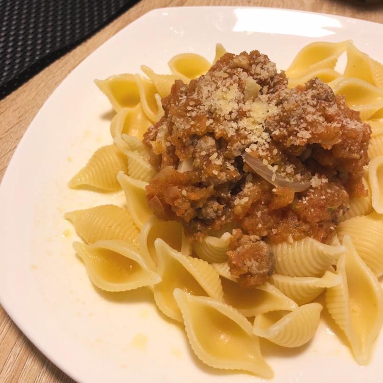 朴实正宗的意大利番茄肉酱意面（spaghetti alla bolognese）
