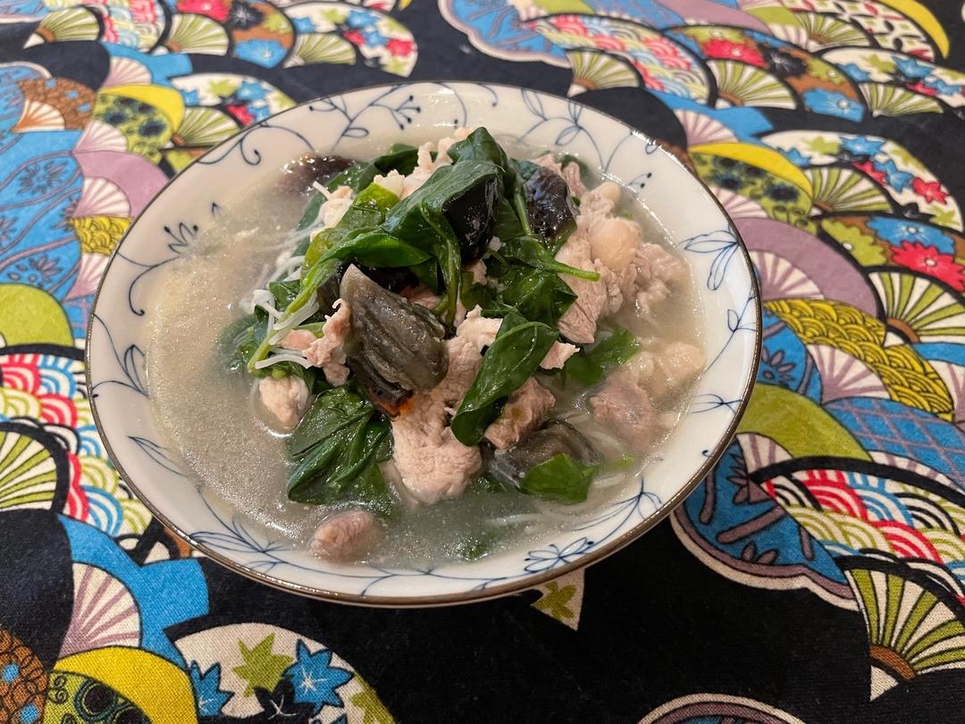 枸杞叶瘦肉汤，极速养生暖胃的做法