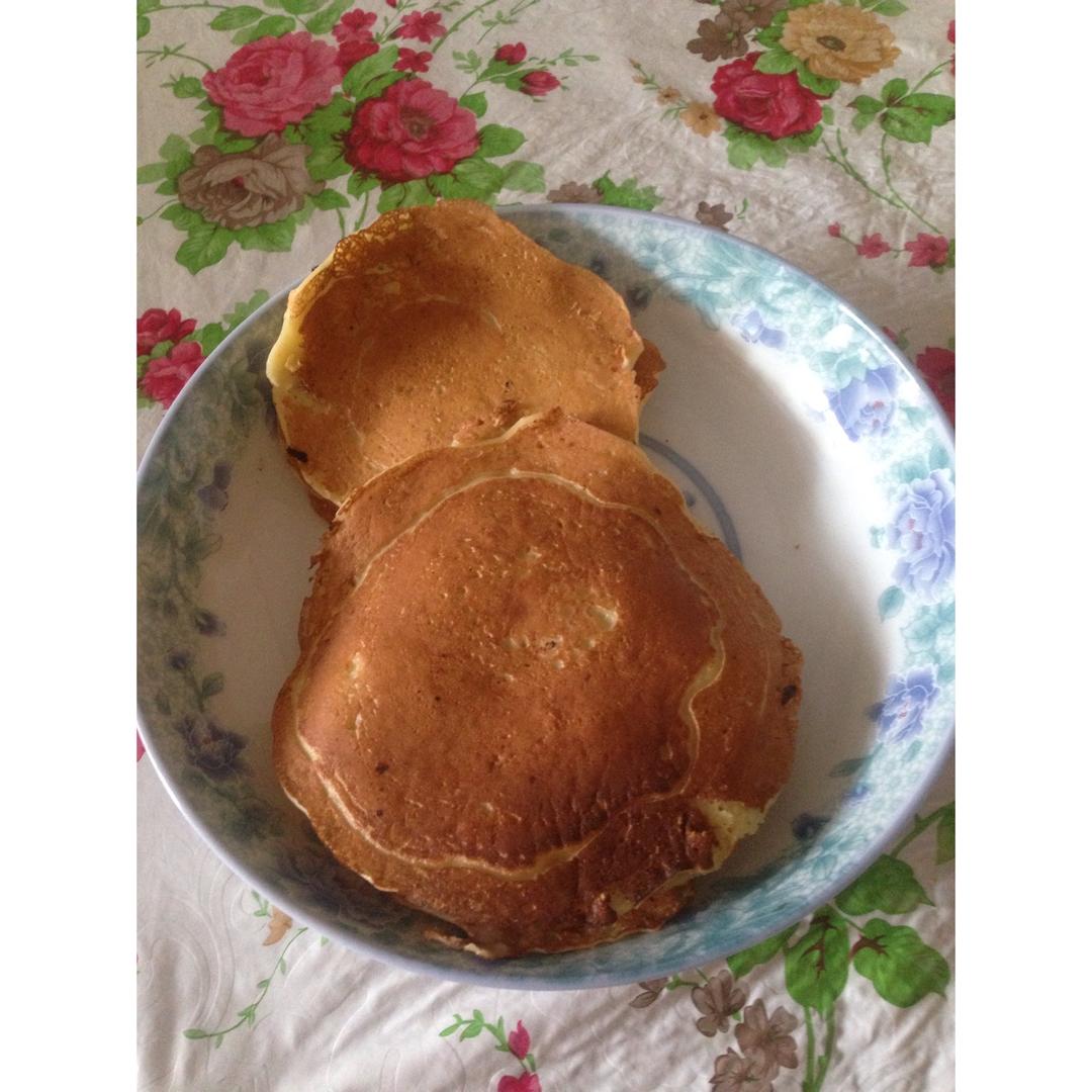 【减脂早餐】无油香蕉松饼（超简单）