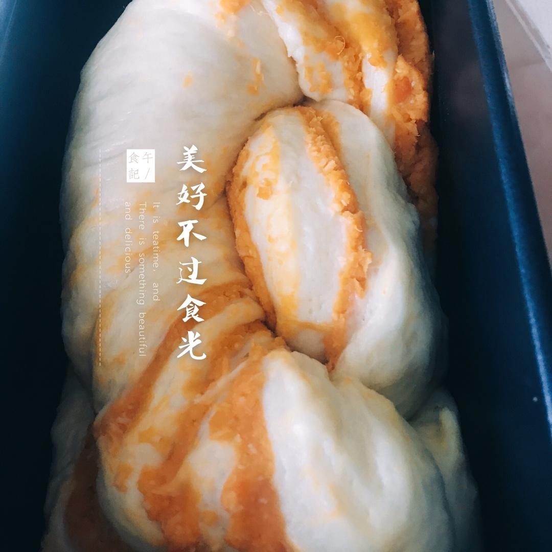 椰蓉吐司.....椰蓉薯泥馅