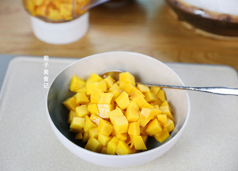 黑暗料理芒果汤圆的做法 步骤4