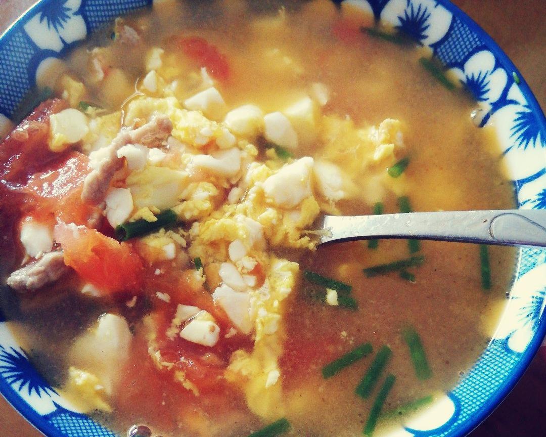 瘦肉鸡蛋豆腐番茄汤