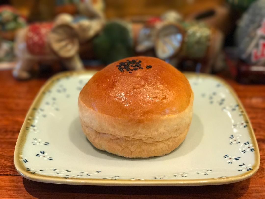 鲜奶红豆包