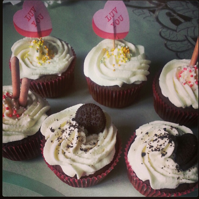 古典巧克力cupcake配马斯卡彭奶油霜