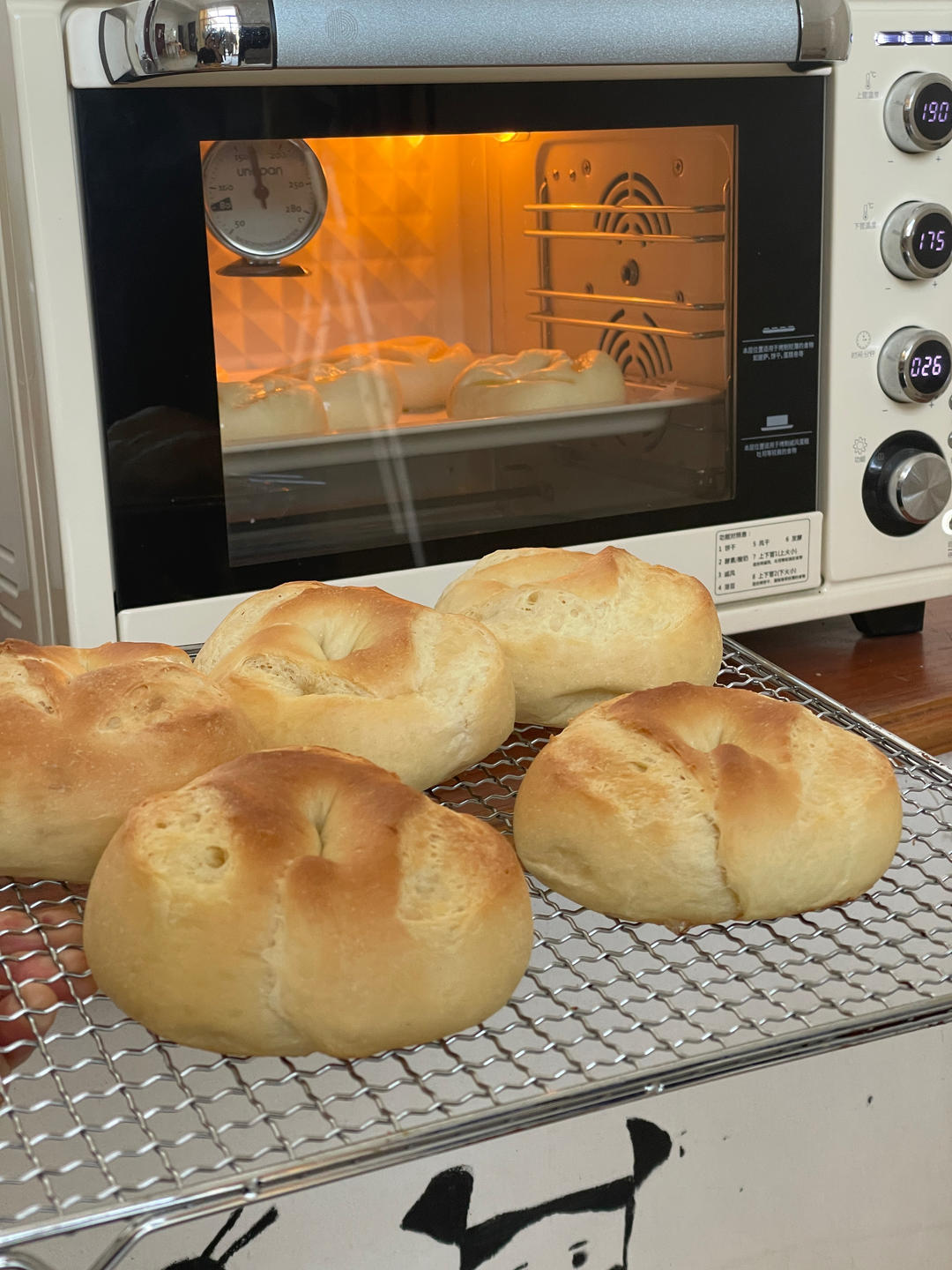 比云朵还软的牛奶面包，液种法甜面包太好吃了！