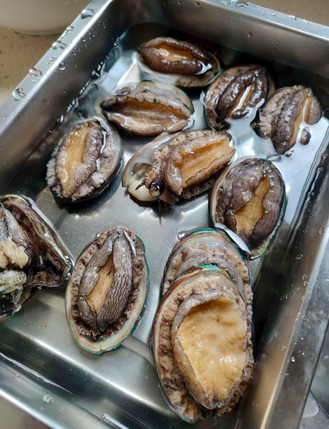 百香果杂锦鲜蔬蒸鲍鱼(招财进宝)