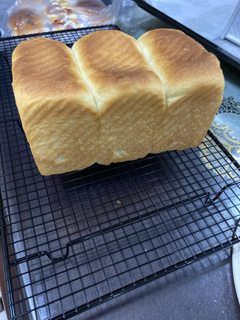 超柔牛奶棉花吐司（最详细的吐司食谱）