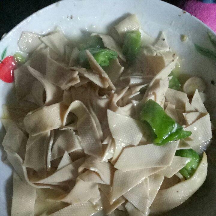 尖椒炒干豆腐