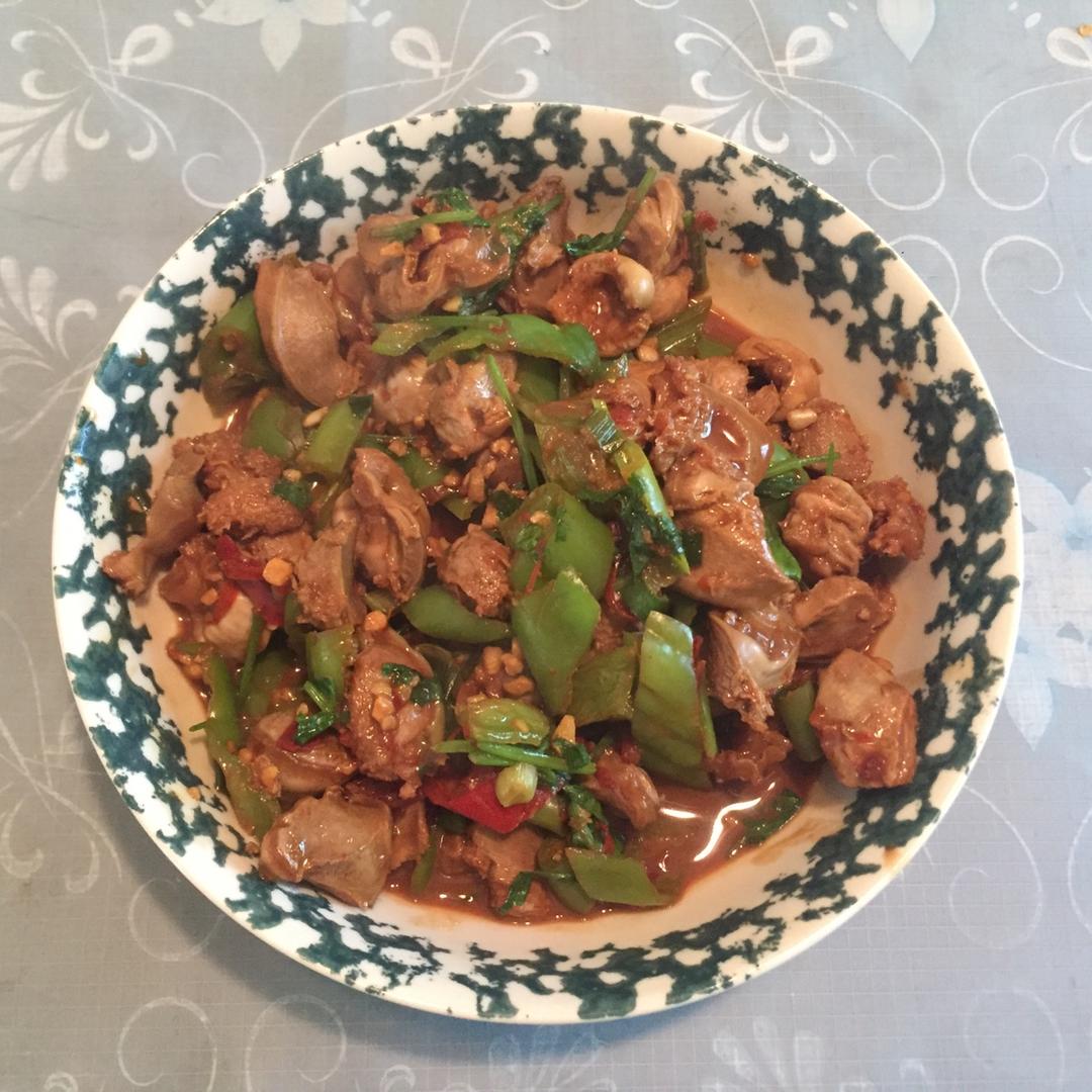 爆炒鸡胗