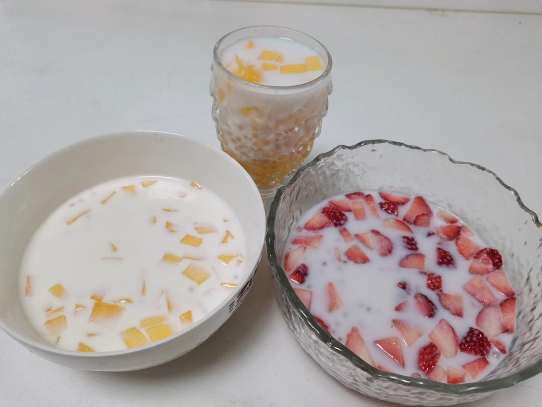 港式甜品——杨枝甘露(芒果西米露)附芒果花切法