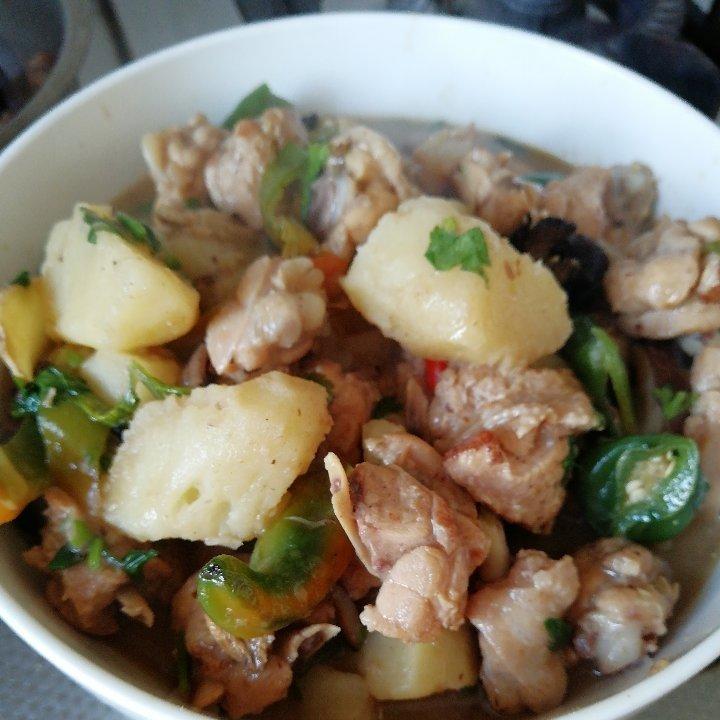 嘟嘟鸡腿煲