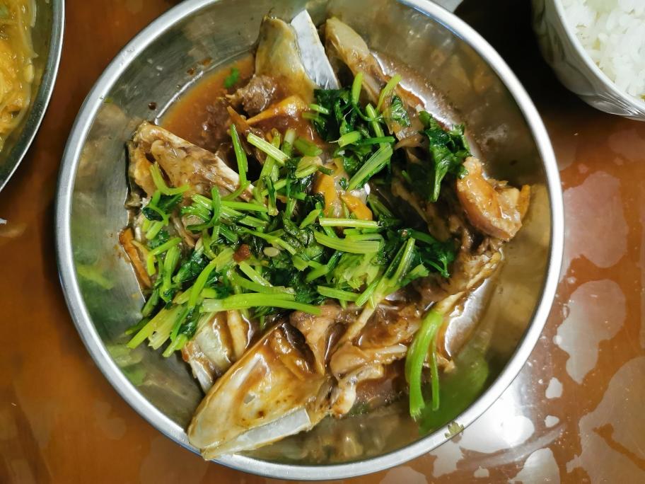 黄豆酱蒸鱼头