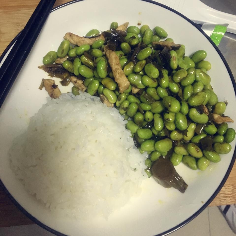 雪菜肉丝炒毛豆