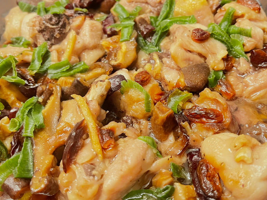 广式家常菜香菇蒸鸡，鲜嫩又方便百吃不厌