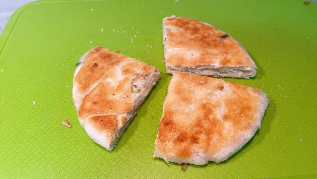 发面椒香葱花饼（超级宣软）