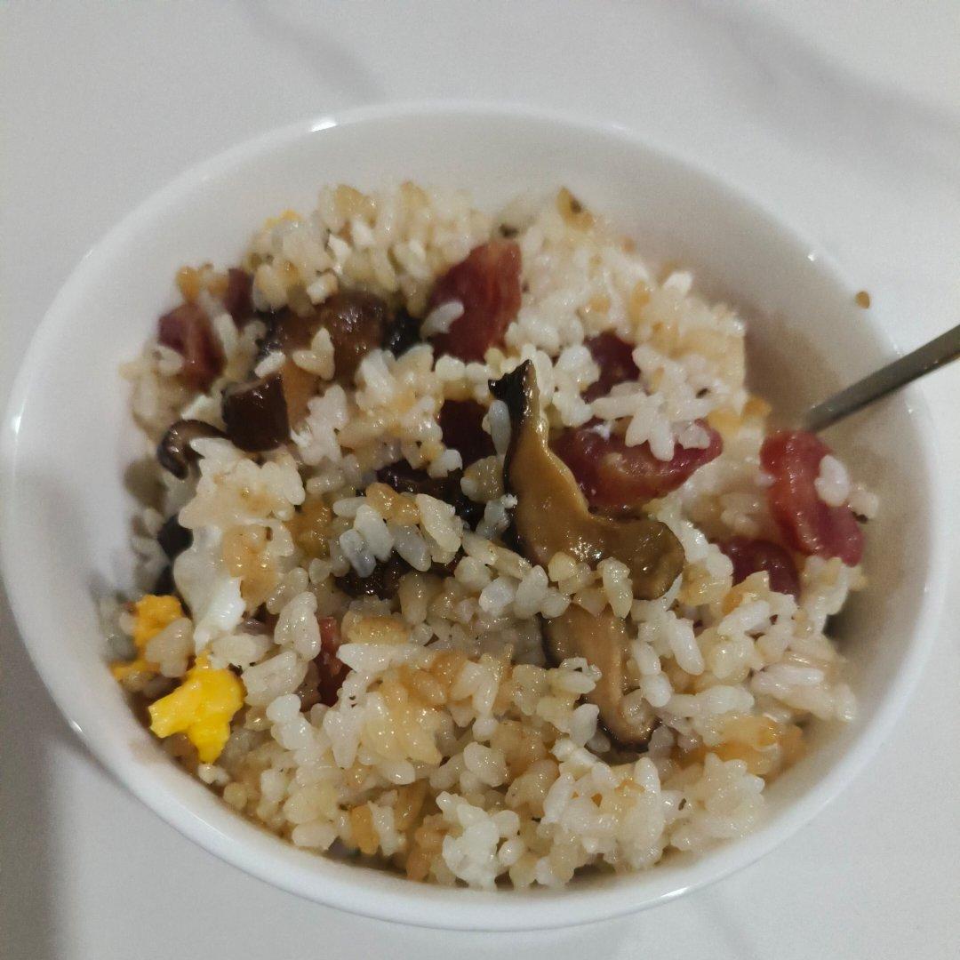电饭煲家庭煲仔饭
