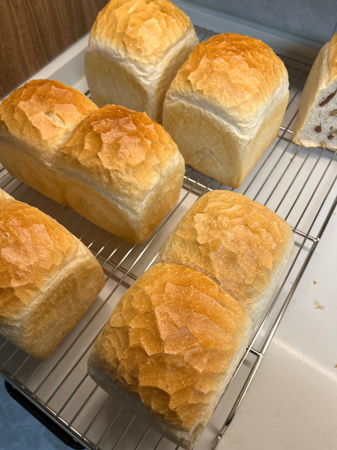 英式脆皮硬吐司~