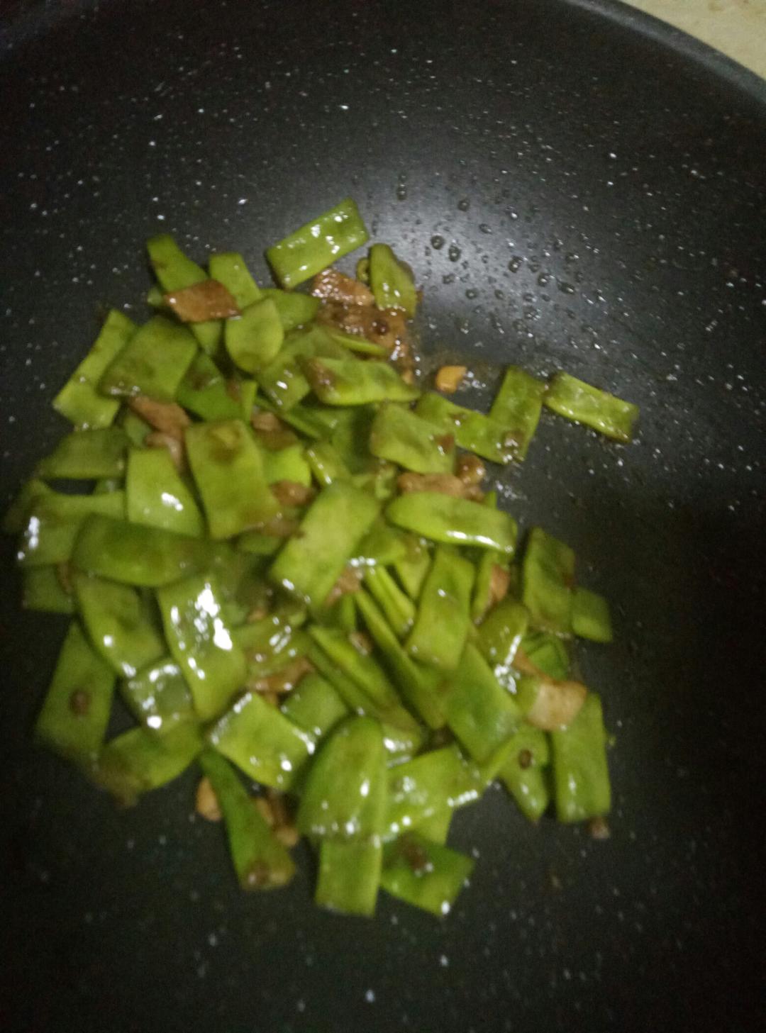 豆角炒肉