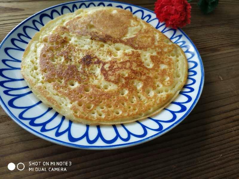 山猫野菜做的鸡蛋米浆粑粑云南特色