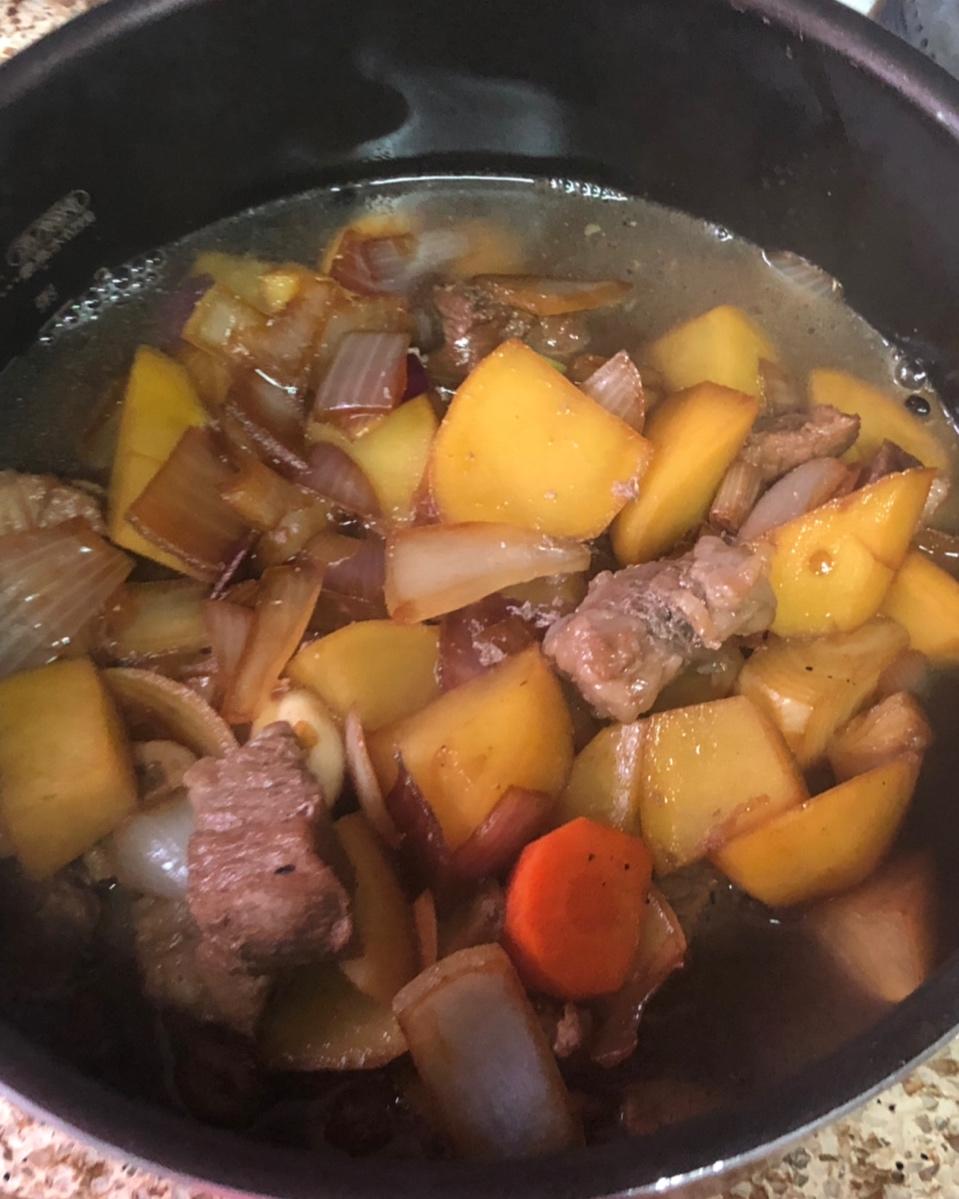 堂妈的土豆炖牛腩