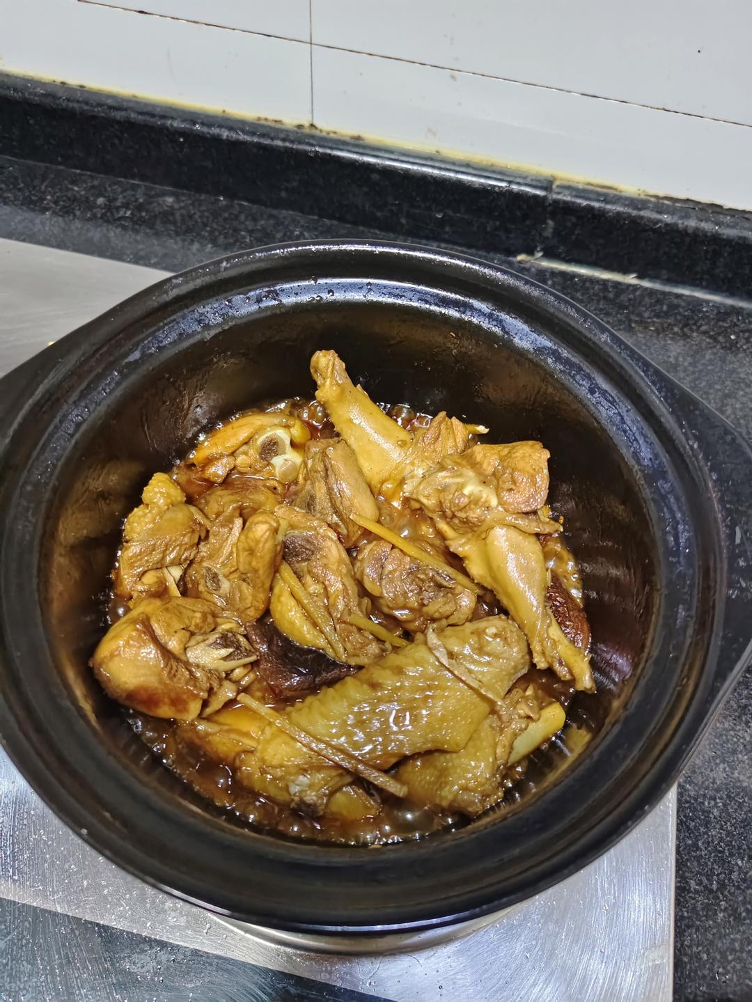 好吃到原地爆炸的黄焖鸡