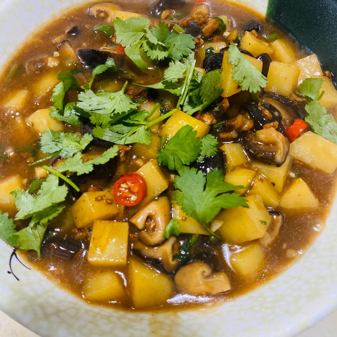 ㊙️香菇土豆肉沫拌饭❗️比外卖还好吃